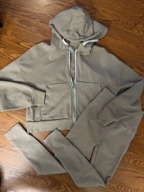 Everlane Cropped Zip Hoodie & Leggings Matching Set - Taupe/Tan